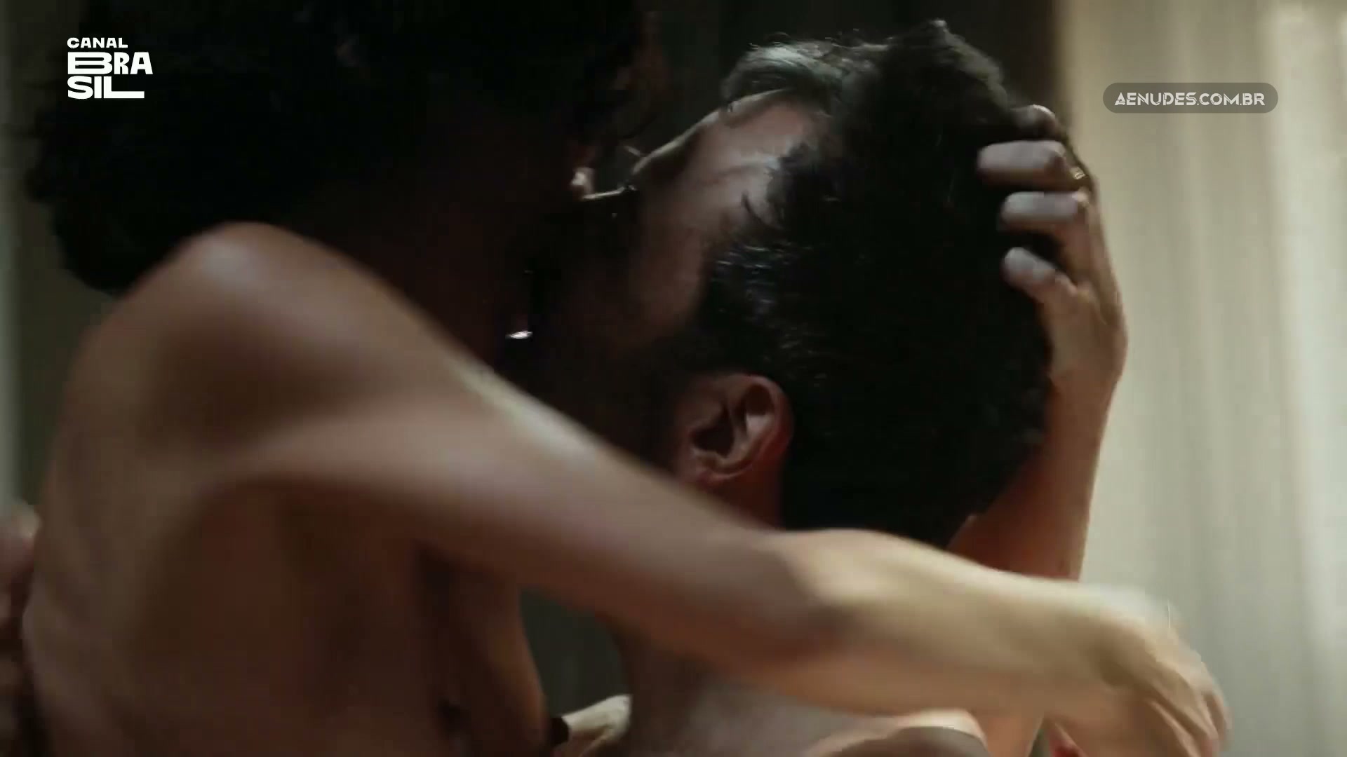Juliana Martins nua e pelada cena de sexo em Copa Hotel (Série)