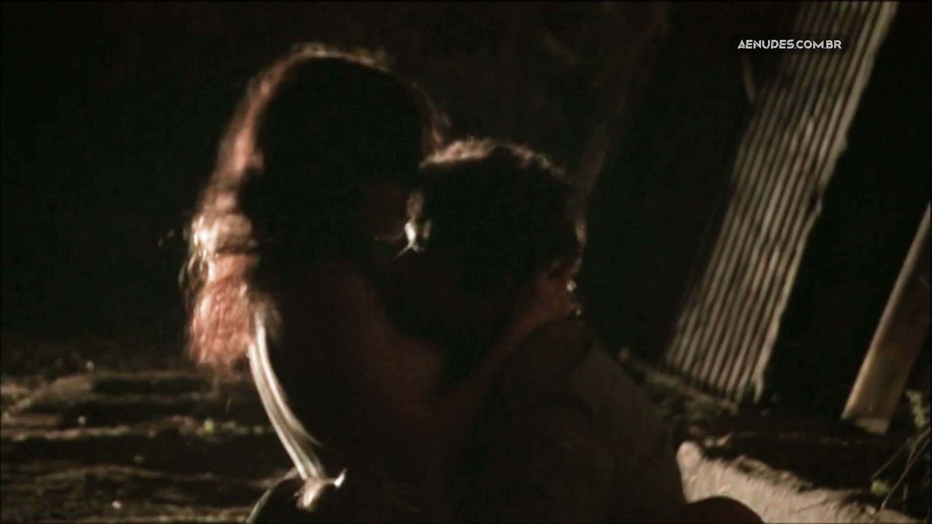 Rosanne Mulholland nua pelada cena de sexo em Bellini e o Demonio (2008)