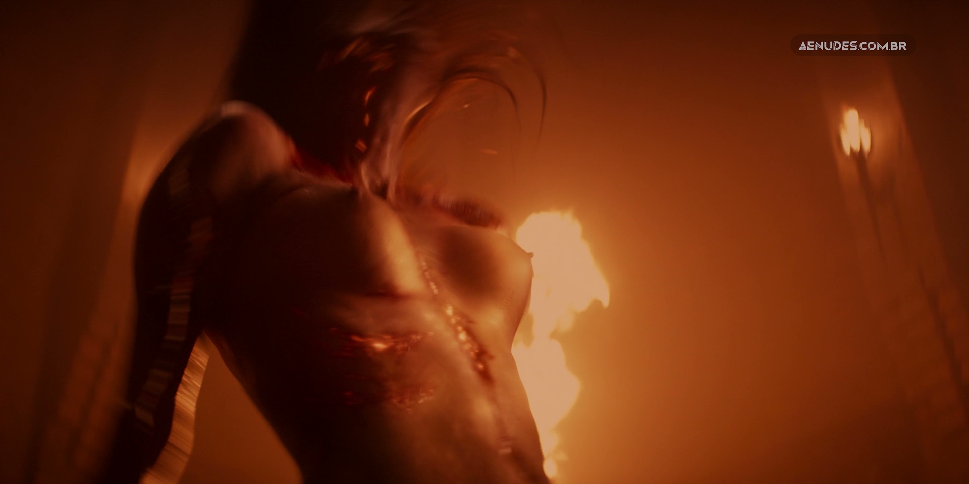 Anya Chalotra nua pelada cena de sexo em The Witcher (2019 - )