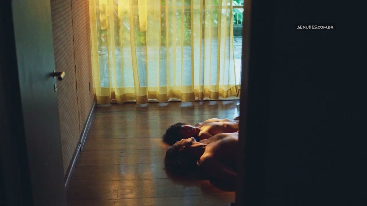 Marjorie Estiano nua e pelada cena de sexo em Fim (Série)
