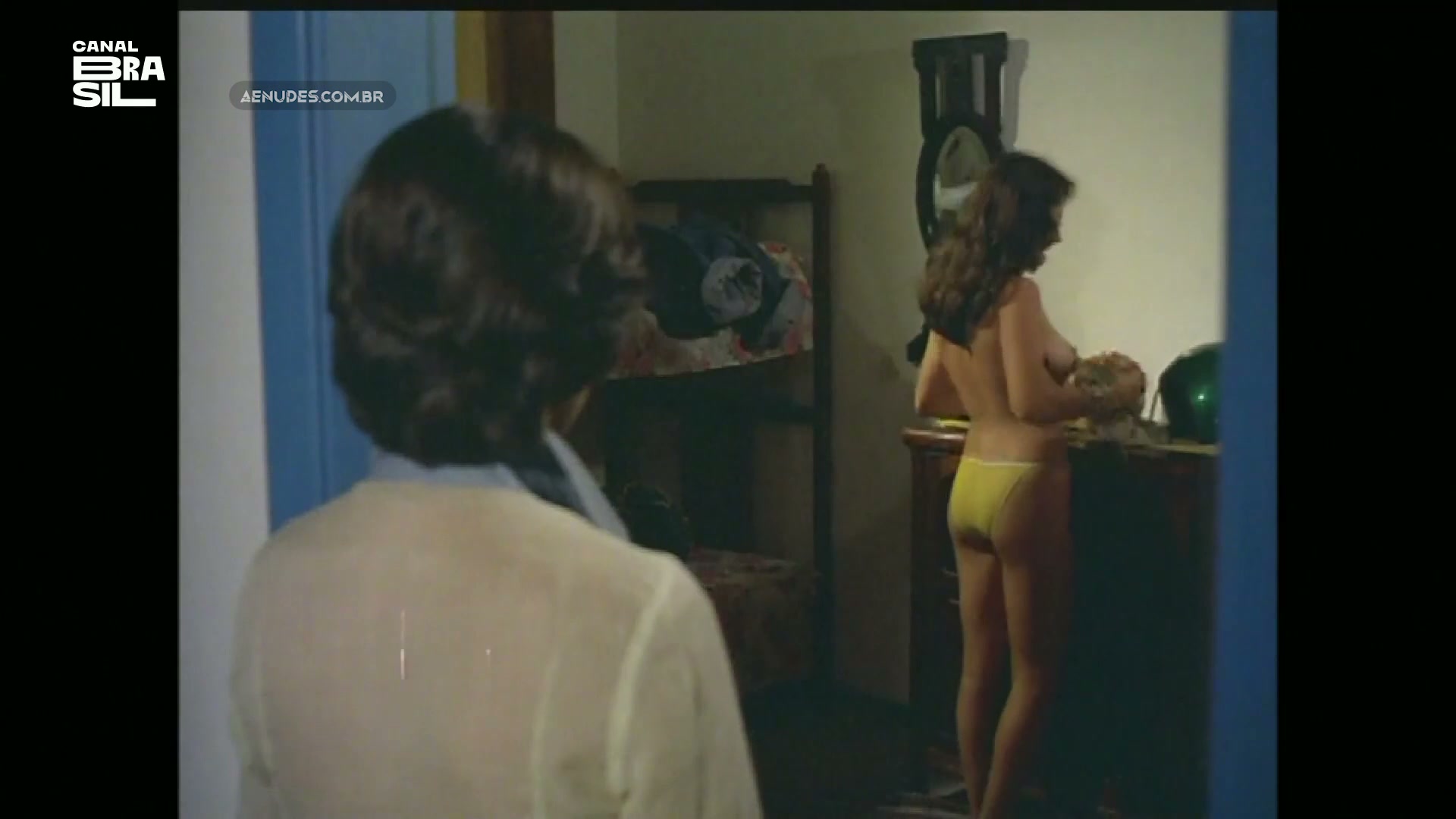 Zilda Mayo nua e pelada cena de sexo em Excitaçao (Filme)